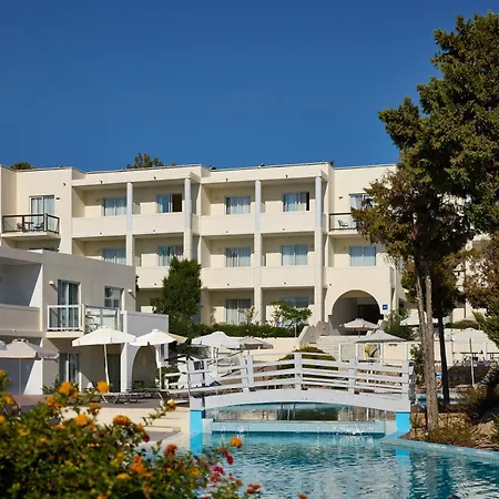 ホテル Miraluna 4*