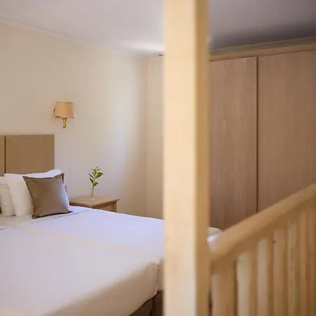 فندق Miraluna 4*