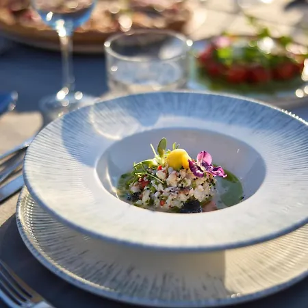 فندق Miraluna كوتاري