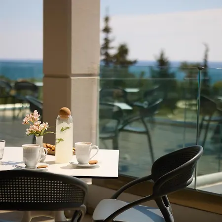 Miraluna 4* كوتاري