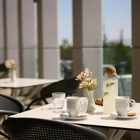 Miraluna 4* كوتاري